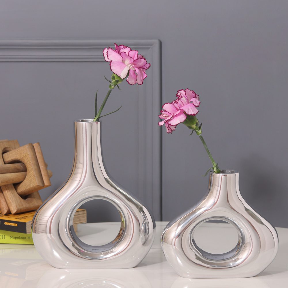 Ellipse Horizon Aluminium Flower Vase