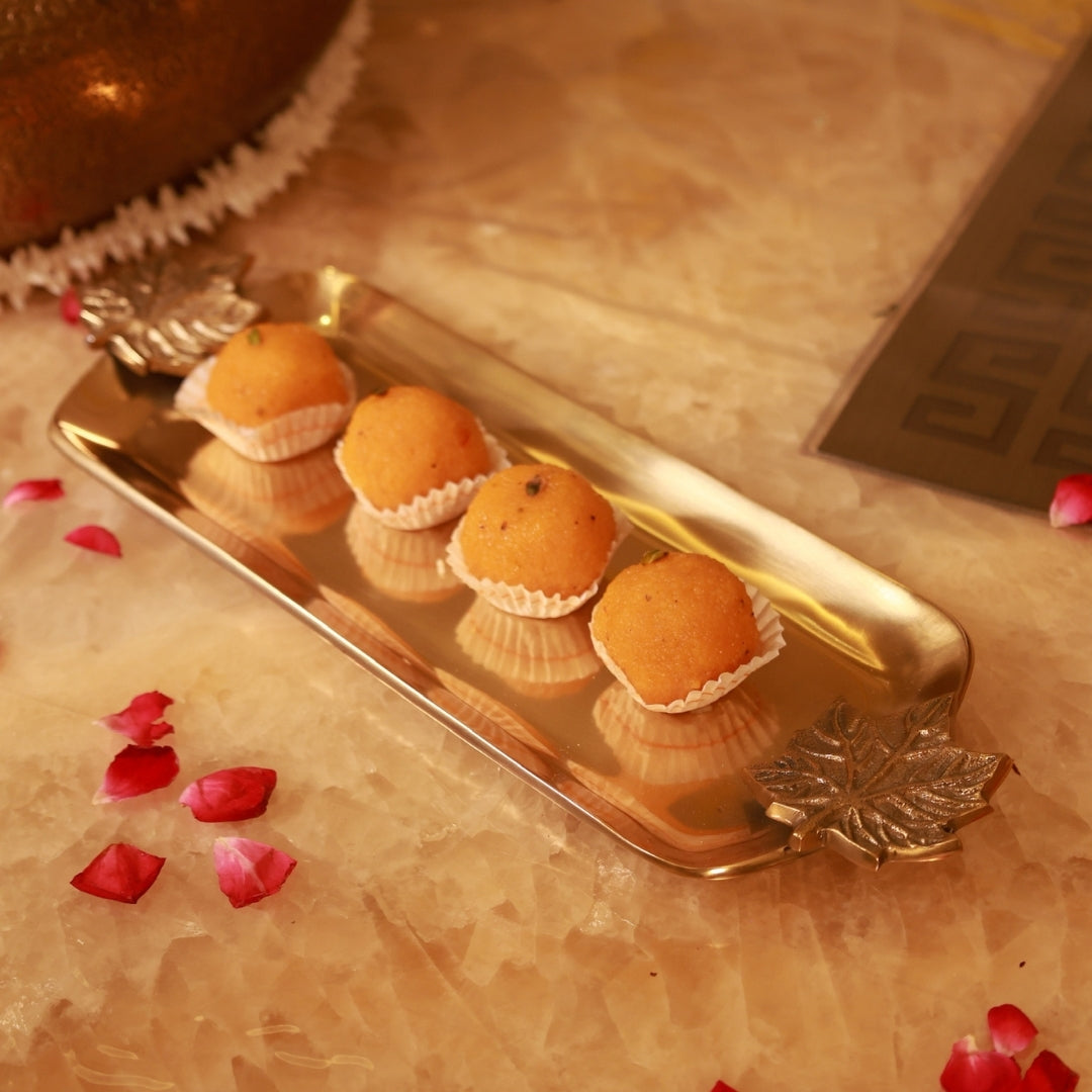 Aluminium Tray with Leaf Handles