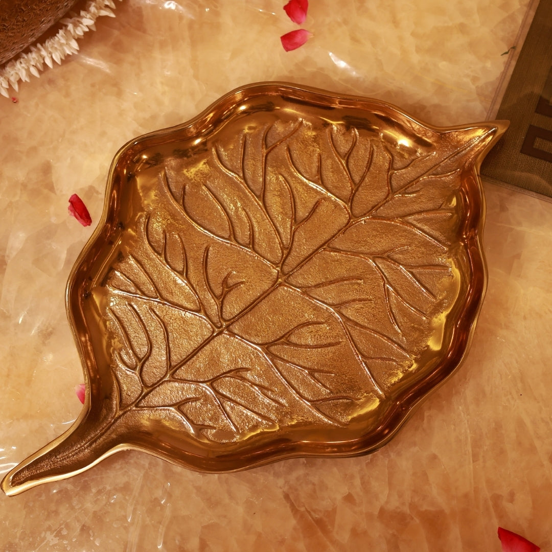 Veined Rooted platter