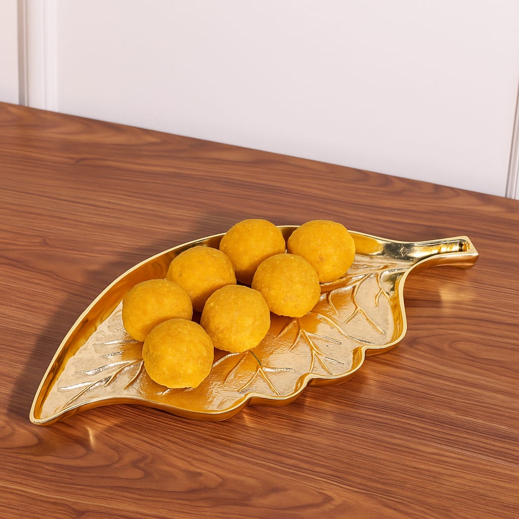 Aluminium Home Craft Branch and Leaf Serving Deep Designer Tabletop Platter for Multipurpose Use's