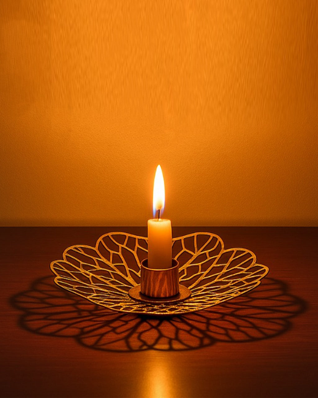 Elegant Flower Candle Holder – Floral Metal Tealight Stand